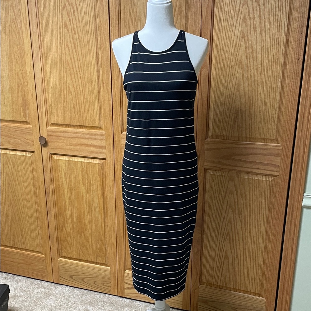 Athleta Black and White Striped Dress in Size Medium